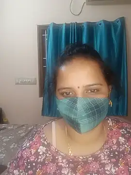 Snapshot of pirainilla chatting on June 4, 5:52 pm pirainilla online show from June 4, 5:52 pm