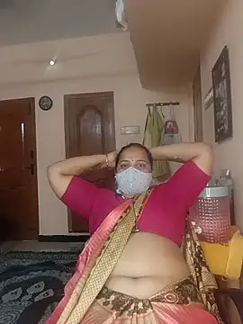 Snapshot of pirainilla chatting on June 10, 2:49 pm pirainilla online show from June 10, 2:49 pm