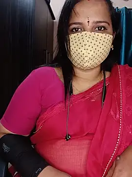 Snapshot of pirainilla chatting on June 14, 4:31 pm pirainilla online show from June 14, 4:31 pm