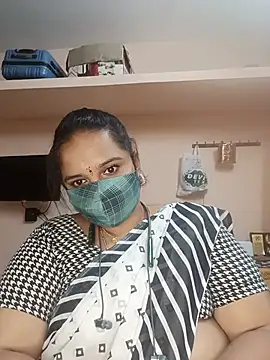 pirainilla online show from July 5, 5:20 pm