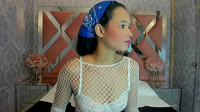 tasty desires  online show from June 17, 9:12 am