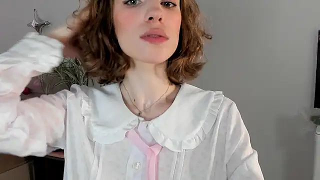 Snapshot of imogensy chatting on June 7, 2:10 pm imogensy online show from June 7, 2:10 pm