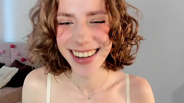 Snapshot of imogensy chatting on June 11, 2:15 pm imogensy online show from June 11, 2:15 pm