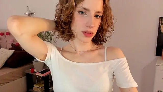 Snapshot of imogensy chatting on June 14, 2:19 pm imogensy online show from June 14, 2:19 pm