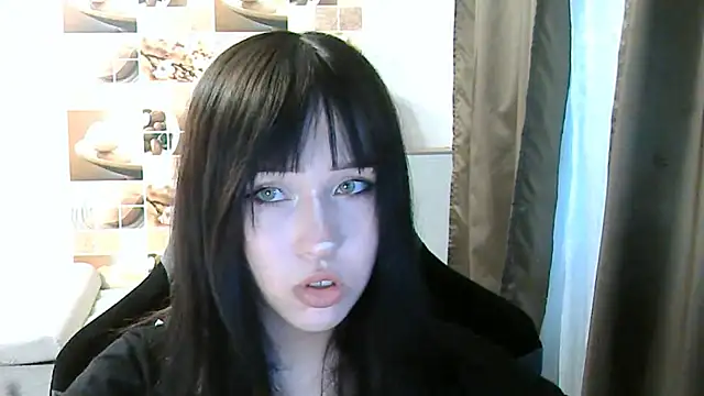 Snapshot of NoirEva chatting on June 11, 5:33 pm NoirEva online show from June 11, 5:33 pm
