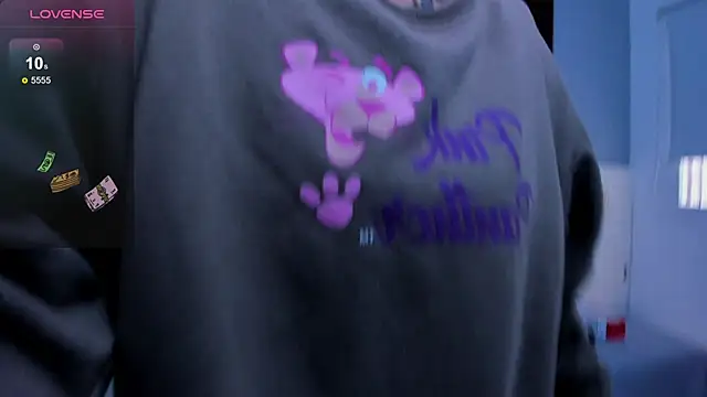 Snapshot of Hitana_tattoo chatting on May 21, 4:14 pm Hitana tattoo online show from May 21, 4:14 pm
