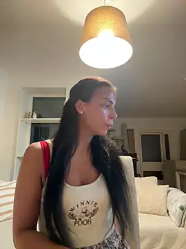 Snapshot of SweetLillySugar_ chatting on June 9, 9:26 pm SweetLillySugar online show from June 9, 9:26 pm