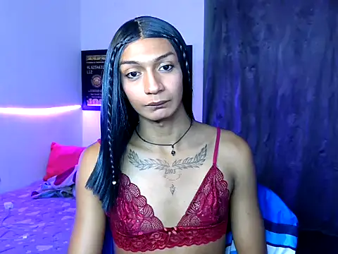 Snapshot of Alexxasexy chatting on May 23, 9:08 pm Alexxasexy online show from May 23, 9:08 pm