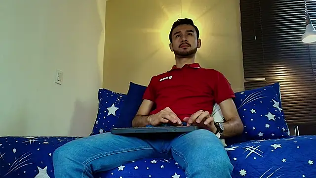 AxelClark S online show from June 13, 7:34 pm