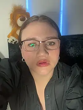 Snapshot of Sami_ferrer chatting on May 29, 3:37 am Sami ferrer online show from May 29, 3:37 am
