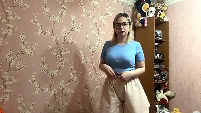 cloudcheek online show from June 8, 8:26 am
