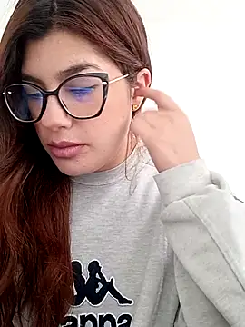 Snapshot of cutetemari chatting on May 31, 8:10 pm cutetemari online show from May 31, 8:10 pm