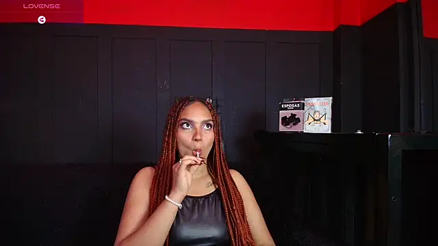 Snapshot of Briana_pratt chatting on June 16, 11:46 am Briana pratt online show from June 16, 11:46 am