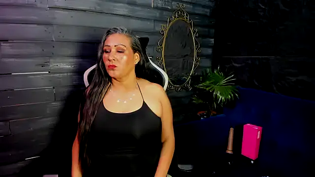 Victoria kyler online show from July 27, 1:23 am