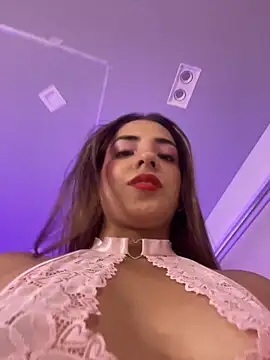 Bella-Saint online show from July 21, 9:39 pm