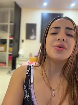Bella-Saint online show from July 30, 11:04 pm