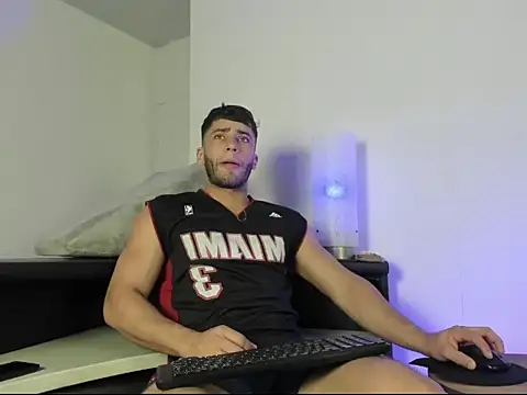 Snapshot of gato_pascal chatting on June 7, 6:44 pm gato pascal online show from June 7, 6:44 pm