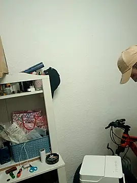 MorenodickStrong online show from July 13, 10:56 pm
