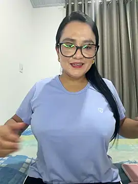 rousee69  online show from June 7, 6:06 am