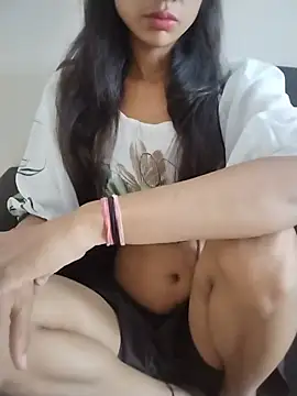 Snapshot of neha_singh0 chatting on July 21, 1:30 am neha singh0 online show from July 21, 1:30 am