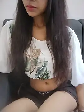 Snapshot of neha_singh0 chatting on July 28, 11:17 am neha singh0 online show from July 28, 11:17 am