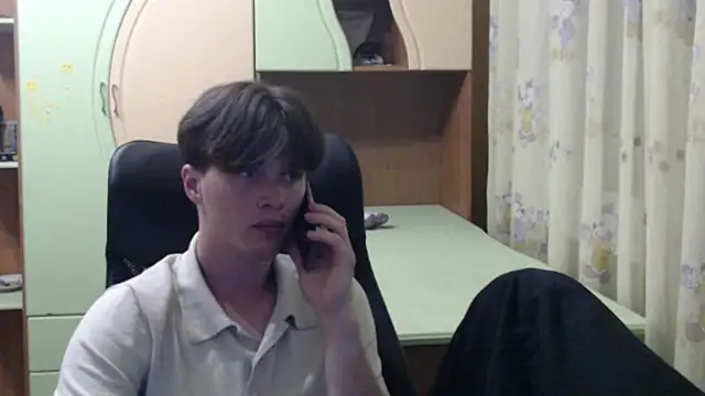 Snapshot of arthur___king chatting on June 6, 2:44 pm arthur king online show from June 6, 2:44 pm