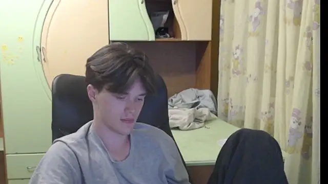 Snapshot of arthur___king chatting on June 13, 1:03 am arthur king online show from June 13, 1:03 am