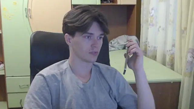 Snapshot of arthur___king chatting on June 13, 1:09 pm arthur king online show from June 13, 1:09 pm