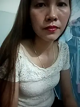 Snapshot of Suly-sweet chatting on June 15, 12:51 pm Suly-sweet online show from June 15, 12:51 pm