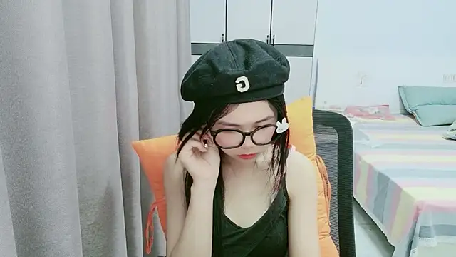 xiaoxiaoyu030 online show from July 15, 8:52 am