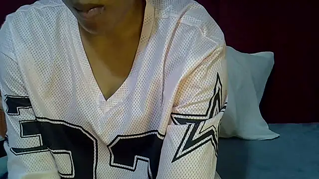 Queenleahx online show from July 8, 6:18 am