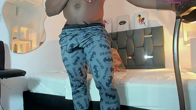 Snapshot of mackbig_dick2 chatting on June 4, 1:55 am mackbig dick2 online show from June 4, 1:55 am