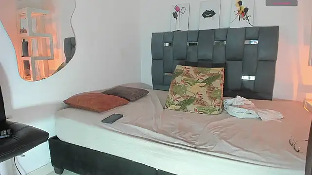 Snapshot of mackbig_dick2 chatting on June 11, 11:47 pm mackbig dick2 online show from June 11, 11:47 pm
