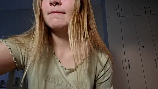 dozygleam online show from May 21, 1:07 pm