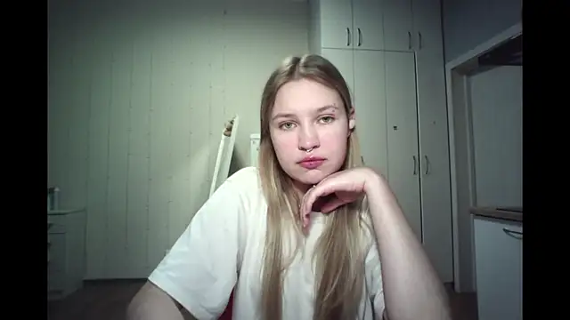 dozygleam online show from June 8, 1:11 pm