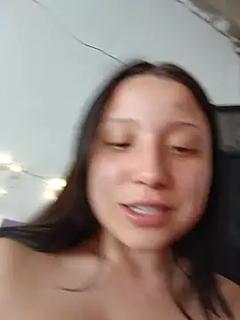 Snapshot of mileidy0106 chatting on June 12, 7:24 pm mileidy0106 online show from June 12, 7:24 pm
