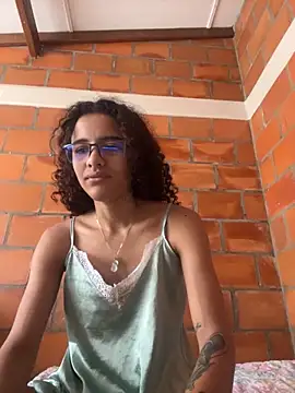 Snapshot of SeleneMous chatting on June 22, 2:03 pm SeleneMous online show from June 22, 2:03 pm