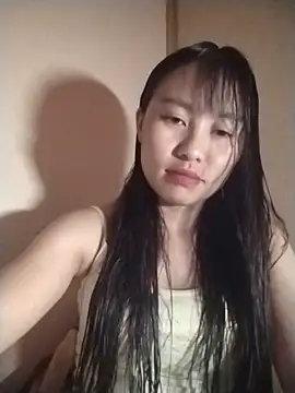 Snapshot of Cherry-squirtt chatting on June 5, 6:52 am Cherry-squirtt online show from June 5, 6:52 am