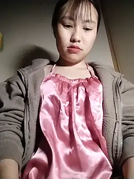 Snapshot of Cherry-squirtt chatting on June 9, 4:24 am Cherry-squirtt online show from June 9, 4:24 am