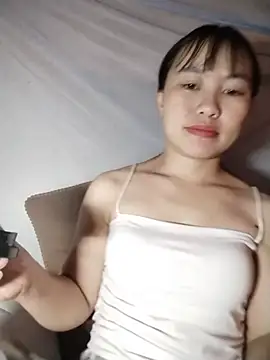 Snapshot of Cherry-squirtt chatting on July 9, 6:39 am Cherry-squirtt online show from July 9, 6:39 am