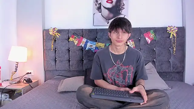 Destello xxx online show from July 8, 6:01 pm