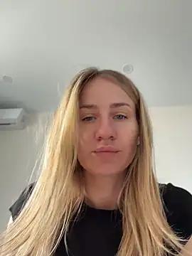 Snapshot of AnnaMist_ chatting on May 30, 6:32 am AnnaMist online show from May 30, 6:32 am