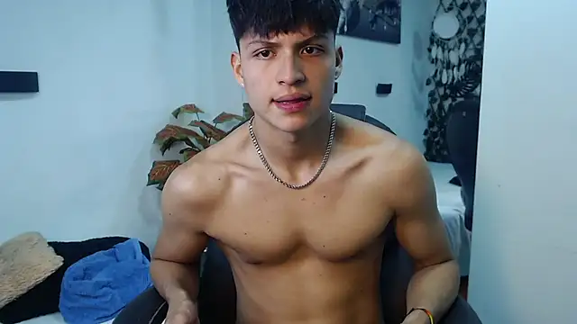 Snapshot of drago_ivan chatting on June 16, 12:52 pm drago ivan online show from June 16, 12:52 pm