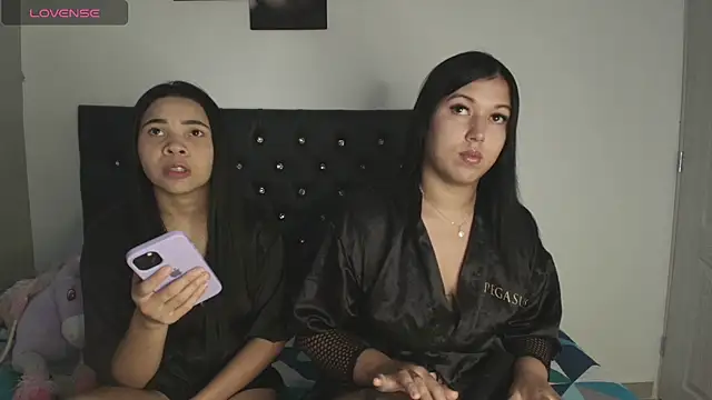 Cheerryloverss online show from July 14, 10:26 pm