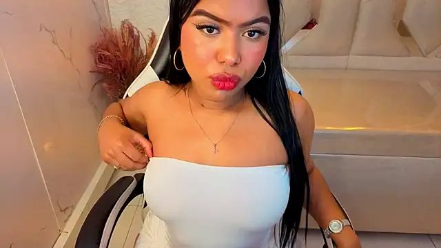 Snapshot of genesis_01_tp chatting on May 21, 7:43 pm genesis 01 tp online show from May 21, 7:43 pm