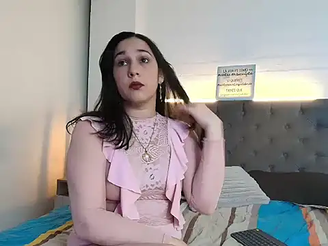 Snapshot of Rossy_Marks chatting on May 31, 12:45 pm Rossy Marks online show from May 31, 12:45 pm