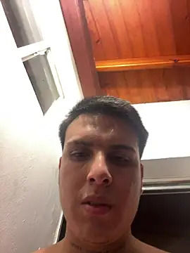 Snapshot of alexerdiego chatting on July 18, 11:41 pm alexerdiego online show from July 18, 11:41 pm