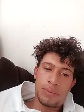 Snapshot of El_CharlyX69X chatting on June 7, 5:49 pm El CharlyX69X online show from June 7, 5:49 pm