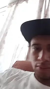 Snapshot of El_CharlyX69X chatting on June 12, 3:44 pm El CharlyX69X online show from June 12, 3:44 pm