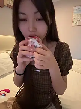 Jenny156cm online show from June 14, 9:33 am